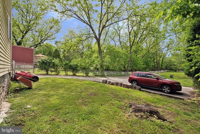 1127 PAWLINGS RD, Norristown, PA 19403