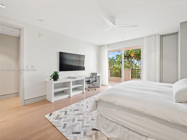 7937 Fisher Island Dr 7937, Miami Beach, FL 33109