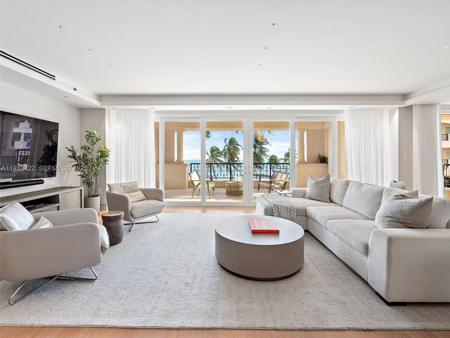 7937 Fisher Island Dr 7937, Miami Beach, FL 33109
