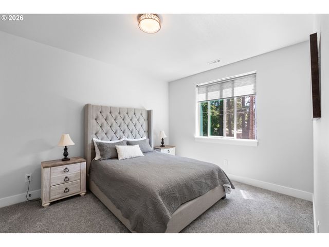 5353 LAKEVIEW Blvd, Lake Oswego, OR 97035
