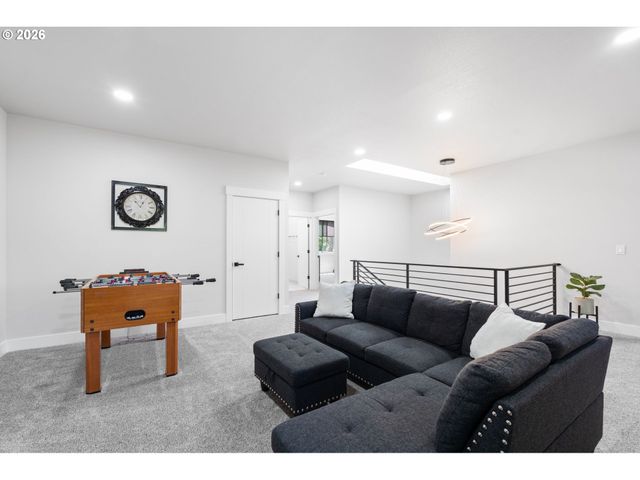 5353 LAKEVIEW Blvd, Lake Oswego, OR 97035