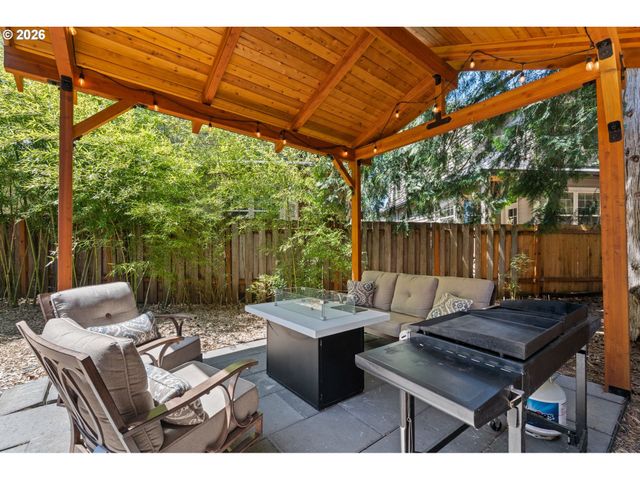 5353 LAKEVIEW Blvd, Lake Oswego, OR 97035
