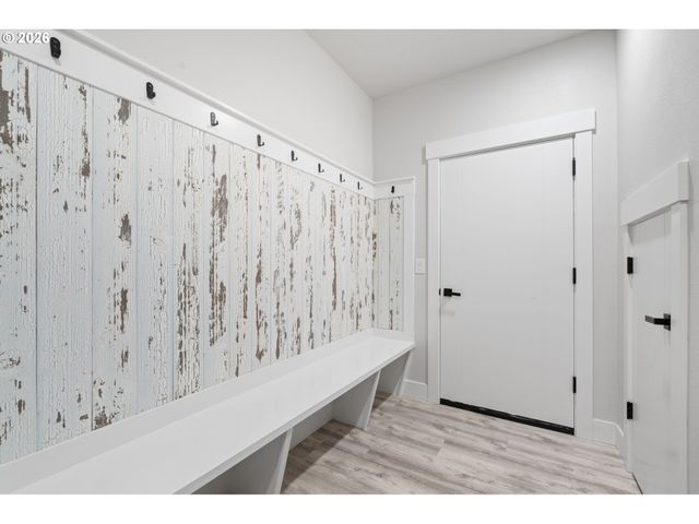 5353 LAKEVIEW Blvd, Lake Oswego, OR 97035