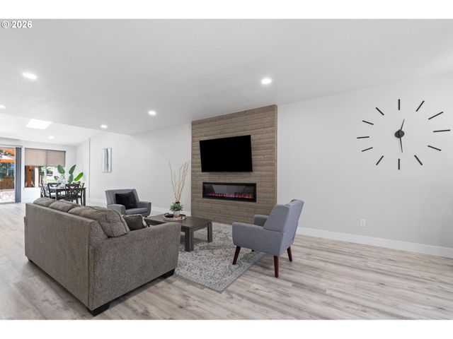 5353 LAKEVIEW Blvd, Lake Oswego, OR 97035