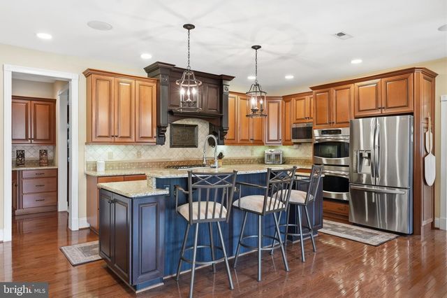 879 ASHBOURNE WAY, Schwenksville, PA 19473