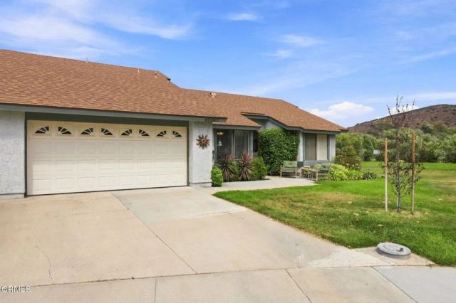 42062 Village 42, Camarillo, CA 93012