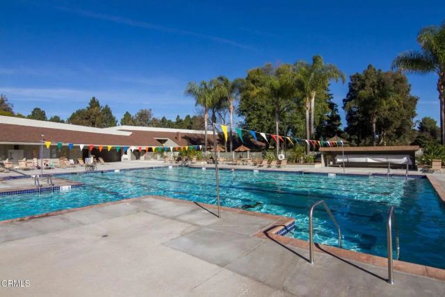 42062 Village 42, Camarillo, CA 93012