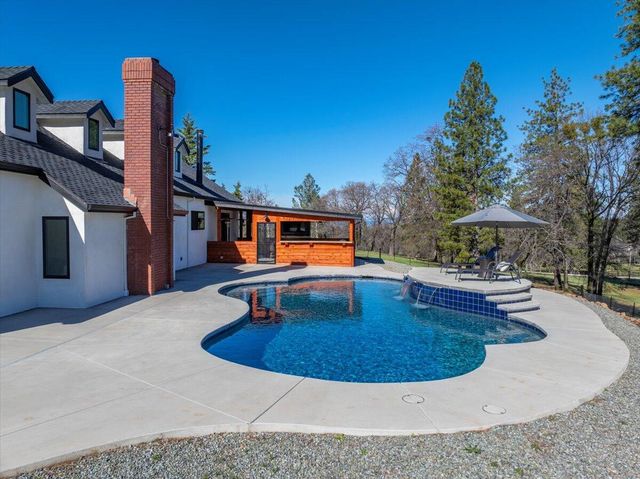 29099 Doveweed Way, Shingletown, CA 96088