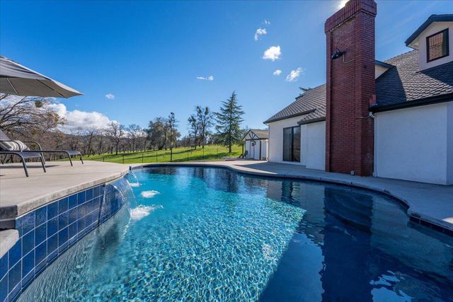 29099 Doveweed Way, Shingletown, CA 96088