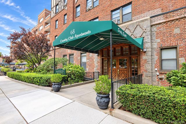 68 E Hartsdale Avenue 4K, Hartsdale, NY 10530