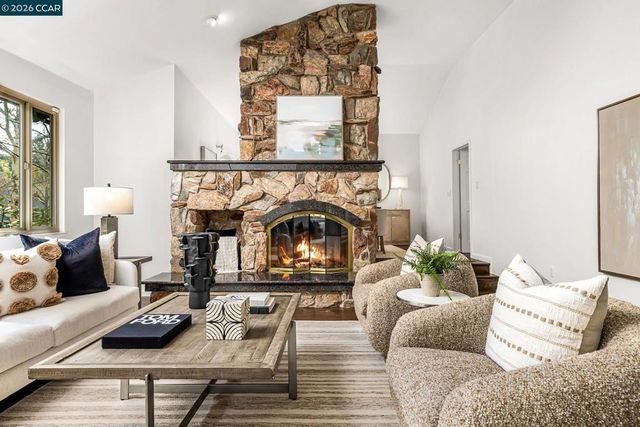 551 551 Blackhawk Club Dr, Danville, CA 94506