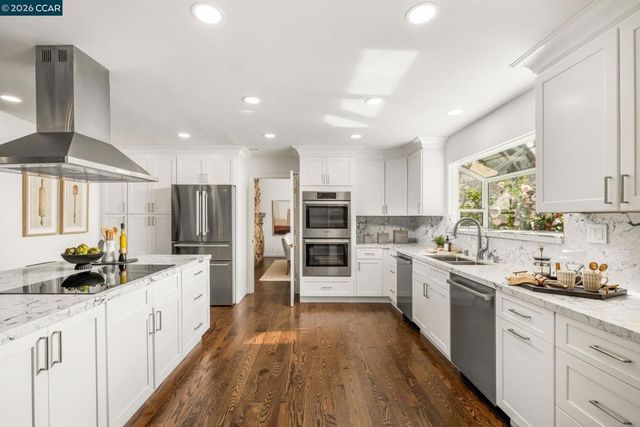 551 551 Blackhawk Club Dr, Danville, CA 94506