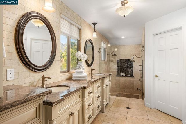 551 551 Blackhawk Club Dr, Danville, CA 94506