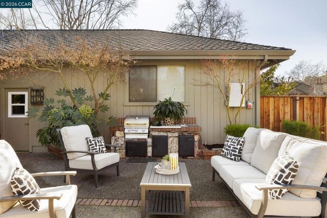 551 551 Blackhawk Club Dr, Danville, CA 94506