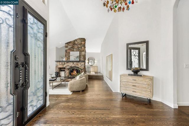 551 551 Blackhawk Club Dr, Danville, CA 94506