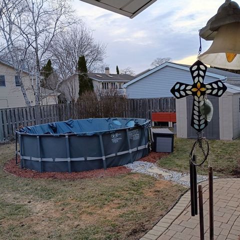 714 N Whitcomb Drive, Palatine, IL 60074