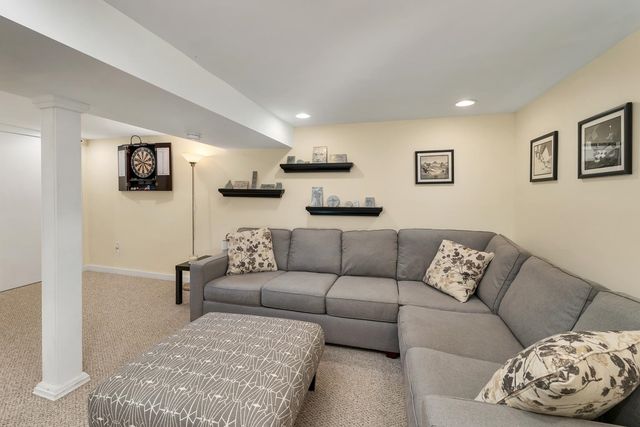 13 Aspen Drive, Tuftonboro, NH 03816