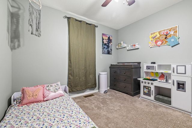 1189 S Casa Grande Avenue, Springfield, MO 65802