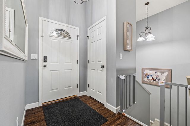 1189 S Casa Grande Avenue, Springfield, MO 65802