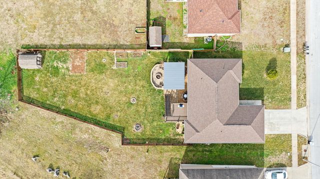 1189 S Casa Grande Avenue, Springfield, MO 65802