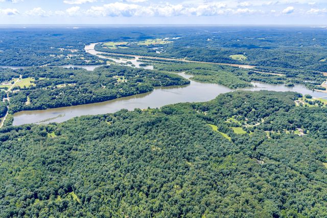 196 Wildlife Road, Dover, TN 37058