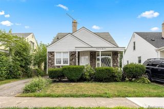 2154 White Avenue, Lincoln Park, MI 48146