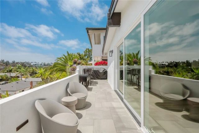 33211 Ocean Hill Drive, Dana Point, CA 92629