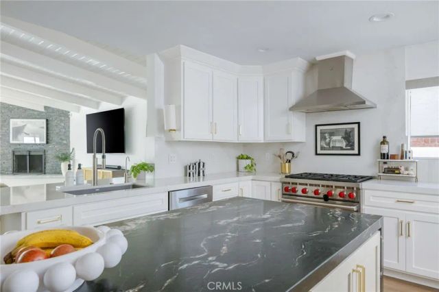 33211 Ocean Hill Drive, Dana Point, CA 92629