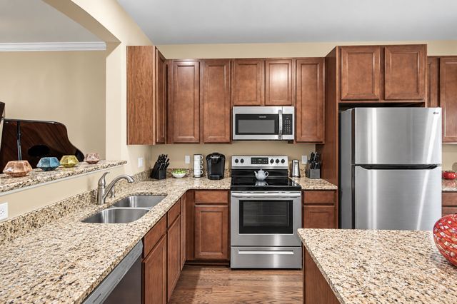 2332 Traemoor Village Pl, Nashville, TN 37209