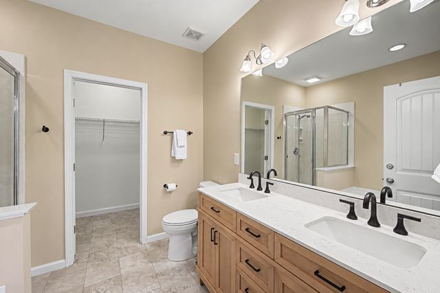 2332 Traemoor Village Pl, Nashville, TN 37209