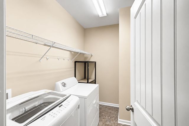 2332 Traemoor Village Pl, Nashville, TN 37209