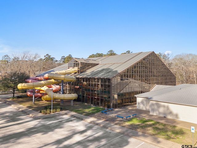18654 Quiet Anchor Ln, Flint, TX 75762