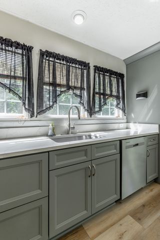 286 Sims Drive, Chattanooga, TN 37415