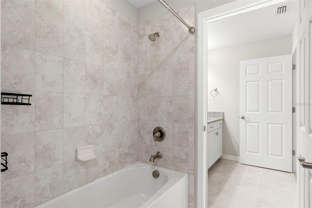 7537 POOL COMPASS LOOP, Wesley Chapel, FL 33545