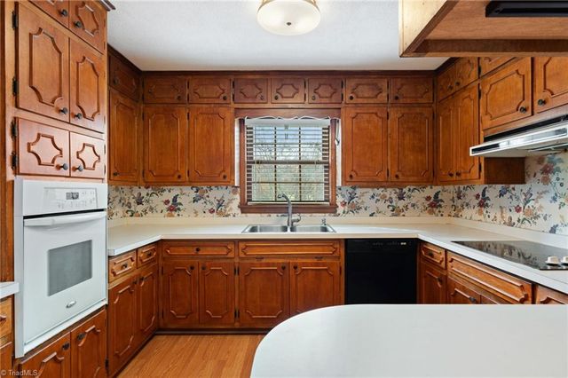 434 Nc Highway 62, Randleman, NC 27317