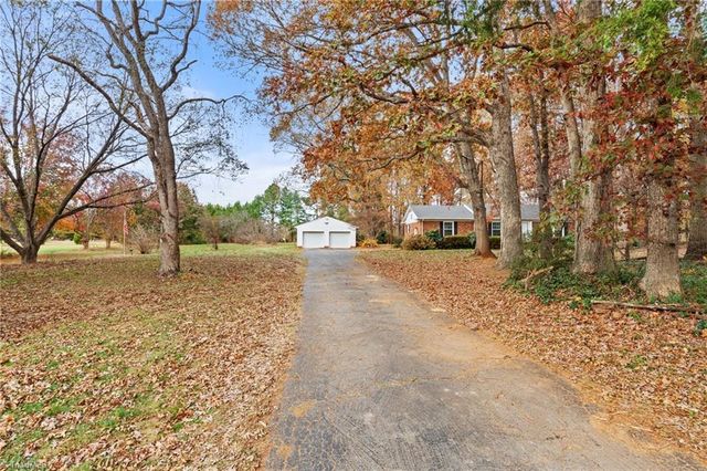 434 Nc Highway 62, Randleman, NC 27317