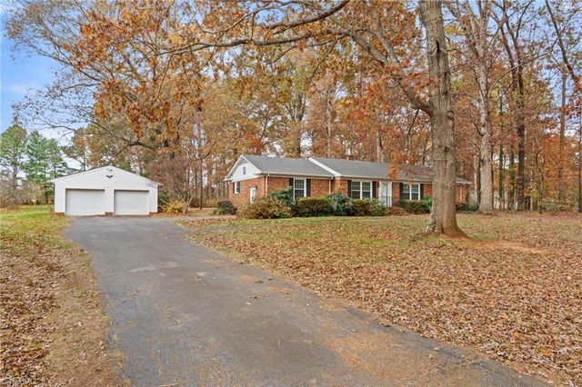 434 Nc Highway 62, Randleman, NC 27317