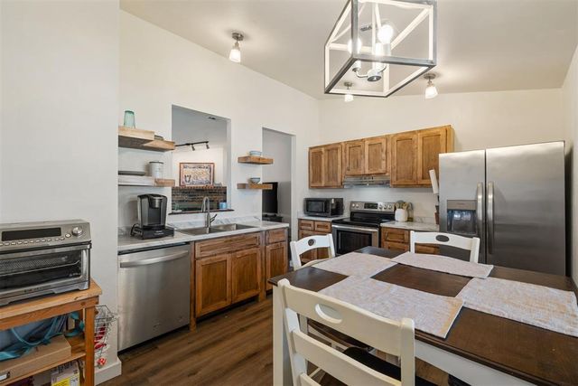 1000 Noel Drive, Yukon, OK 73099