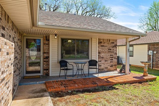 1000 Noel Drive, Yukon, OK 73099