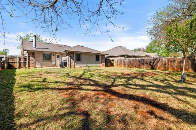 1000 Noel Drive, Yukon, OK 73099