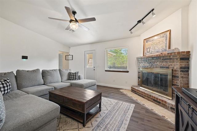 1000 Noel Drive, Yukon, OK 73099