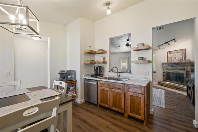 1000 Noel Drive, Yukon, OK 73099