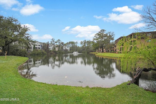 40 Folly Field Rd Apt B114, Hilton Head Island, SC 29928