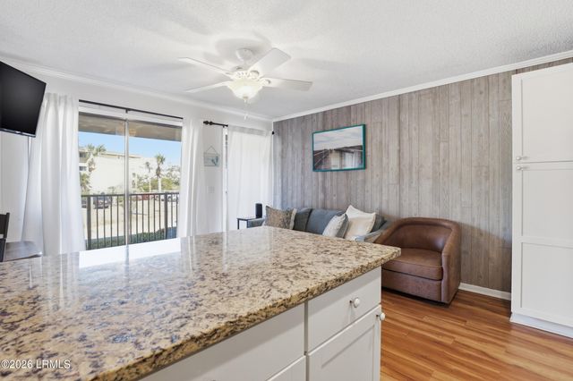 40 Folly Field Rd Apt B114, Hilton Head Island, SC 29928