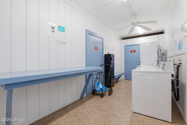 40 Folly Field Rd Apt B114, Hilton Head Island, SC 29928