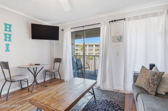 40 Folly Field Rd Apt B114, Hilton Head Island, SC 29928