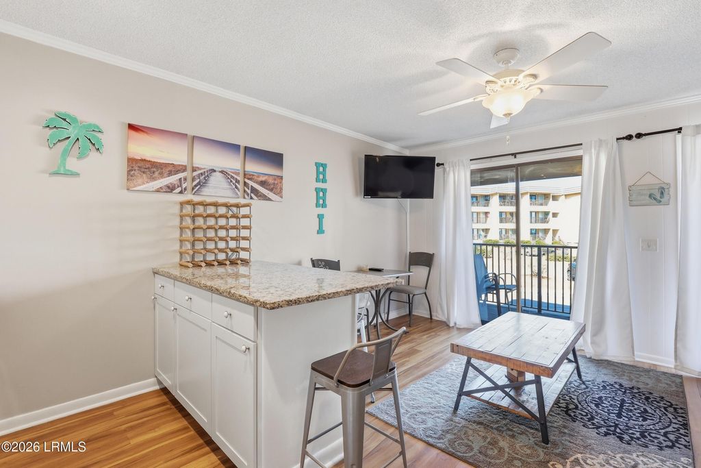 40 Folly Field Rd Apt B114, Hilton Head Island, SC 29928