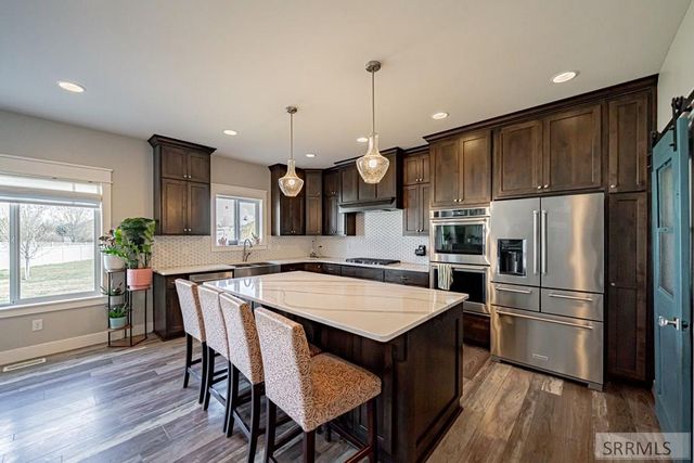 2831 S Hidden Hutch Drive, Ammon, ID 83401