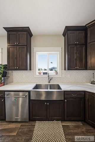 2831 S Hidden Hutch Drive, Ammon, ID 83401