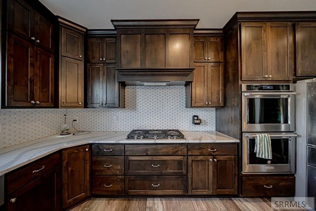 2831 S Hidden Hutch Drive, Ammon, ID 83401